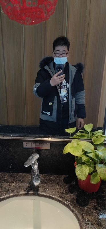 冷漠果果的第一张照片--全国闪婚服务中心