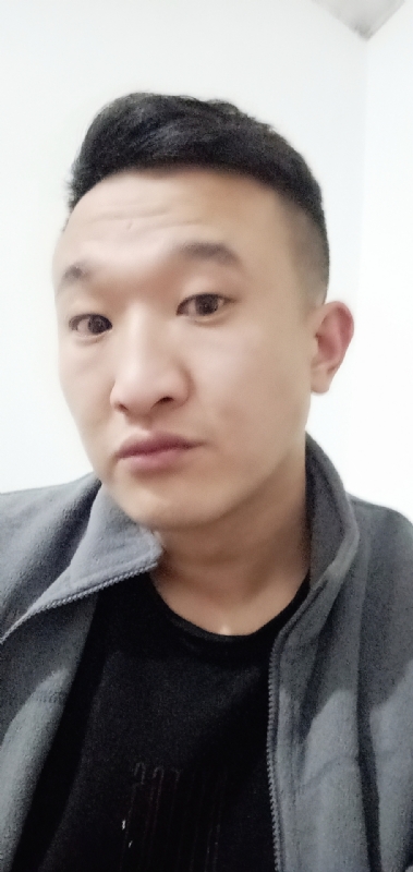 远山的第一张照片--全国闪婚服务中心