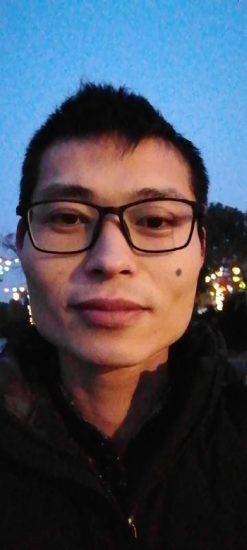 我是会飞的龙的第一张照片--全国闪婚服务中心