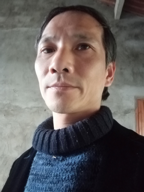 僵尸叔叔的第二张照片--全国闪婚服务中心