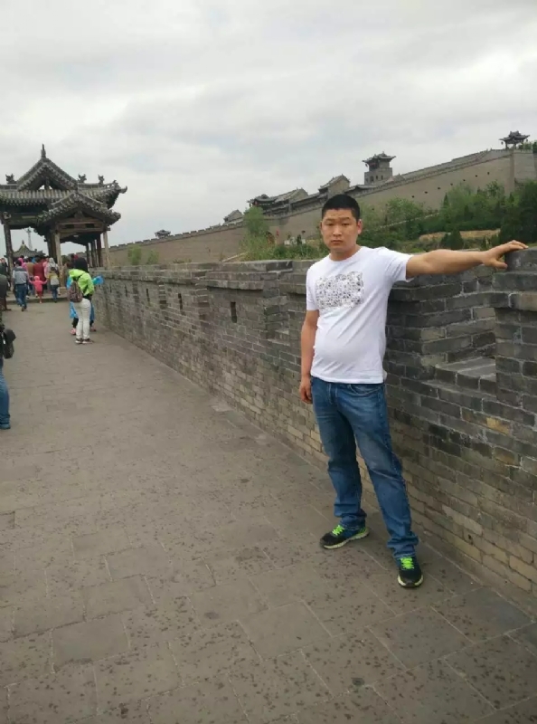 奥沙利龙的第一张照片--全国闪婚服务中心
