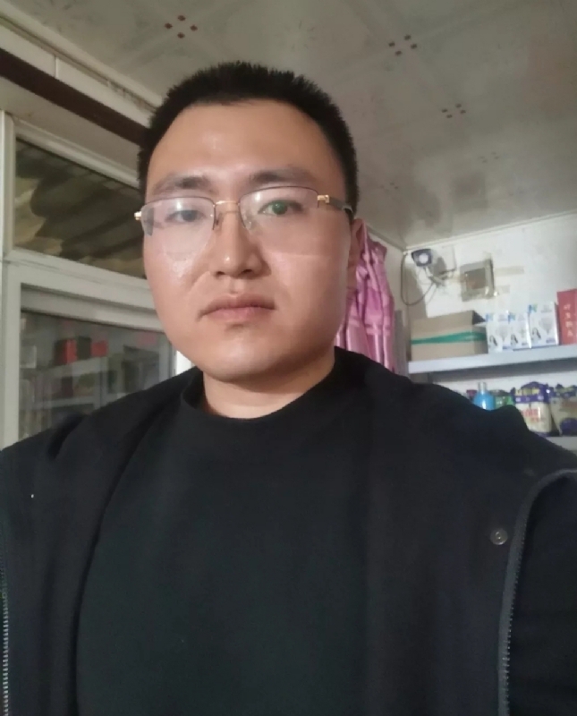 白杨的第二张照片--全国闪婚服务中心