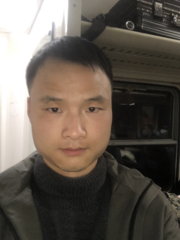 吴杰的第一张照片--全国闪婚服务中心