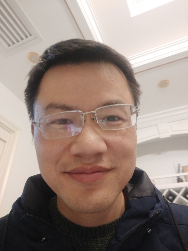 翔翔的第一张照片--全国闪婚服务中心
