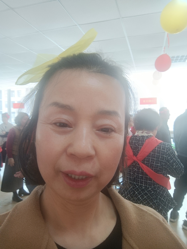 晨曦的第一张照片--全国闪婚服务中心