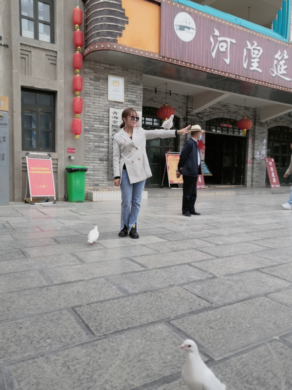 艳艳的第一张照片--全国闪婚服务中心