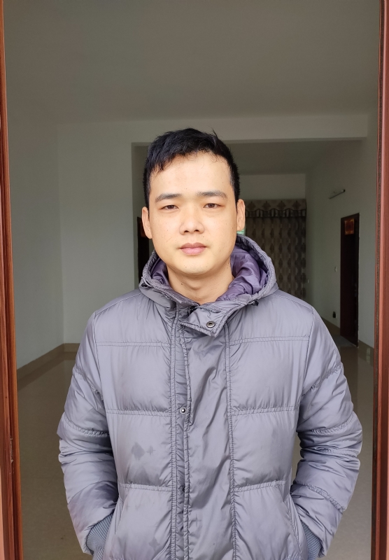 通的第一张照片--全国闪婚服务中心