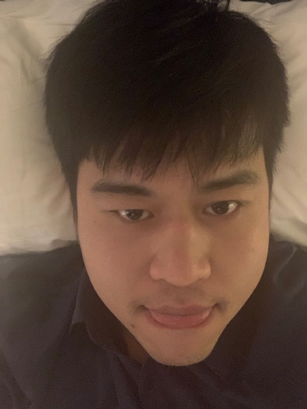 凌立的第三张照片--全国闪婚服务中心