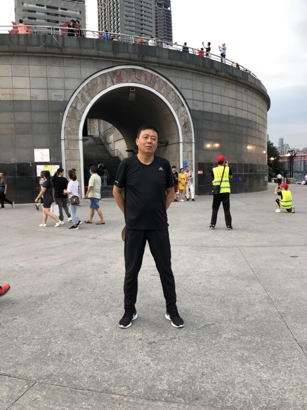 旭日东升的第一张照片--全国闪婚服务中心