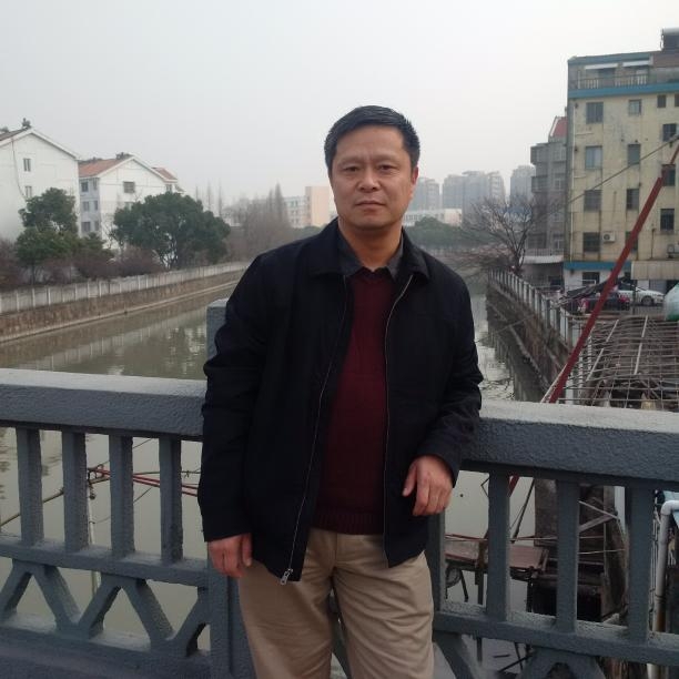 男士的第七张照片--全国闪婚服务中心