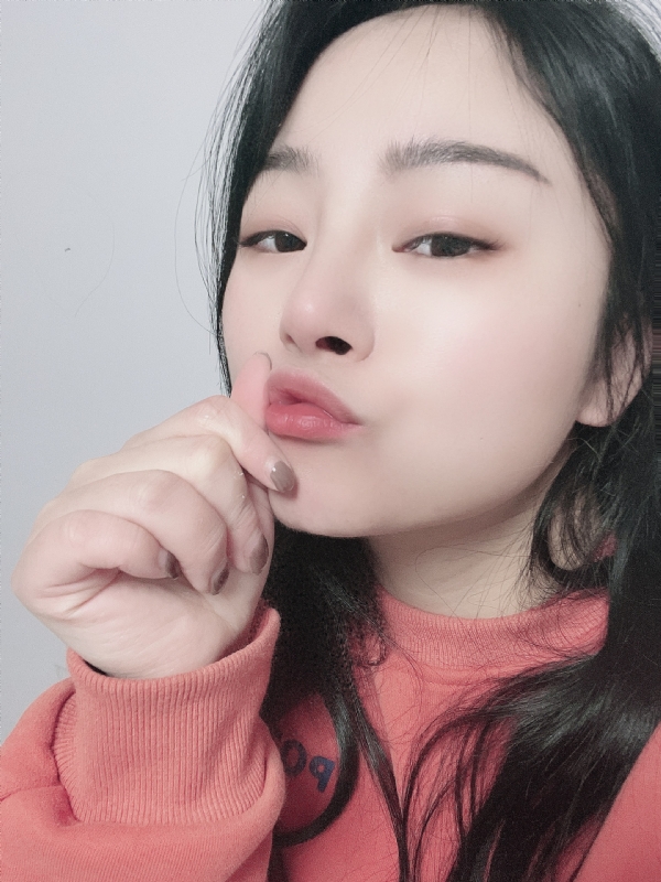 喵喵的第一张照片--全国闪婚服务中心