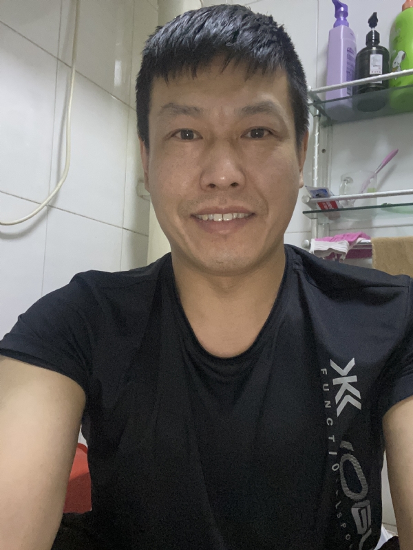 王先生的第一张照片--全国闪婚服务中心