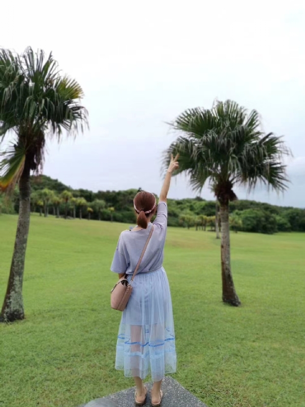 慢慢的第二张照片--全国闪婚服务中心
