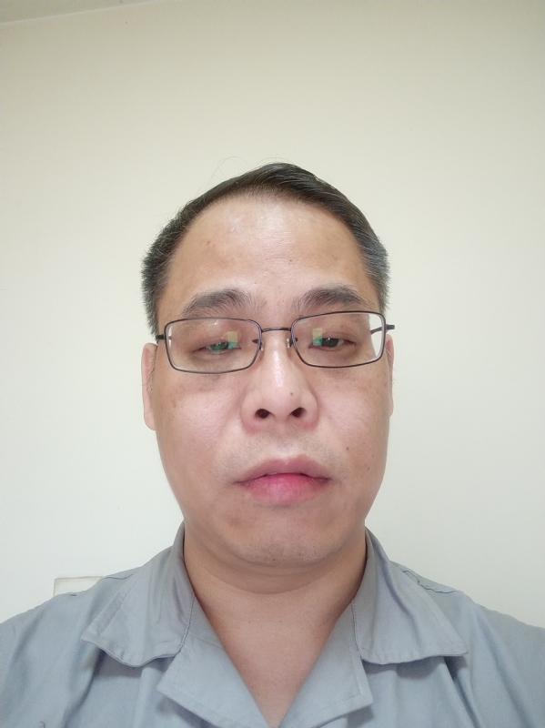 阿龙的第一张照片--全国闪婚服务中心