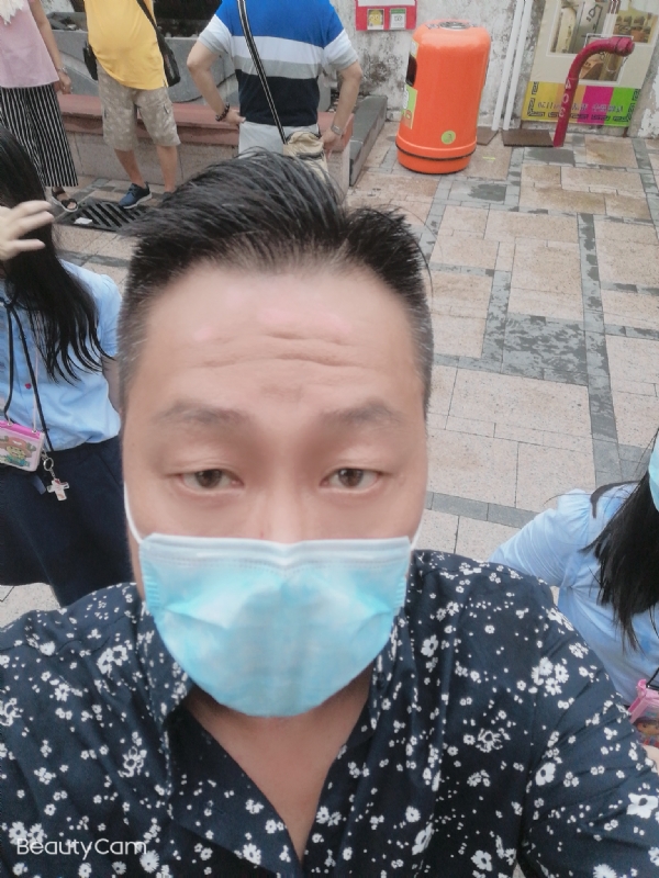 忘情水的第一张照片--全国闪婚服务中心