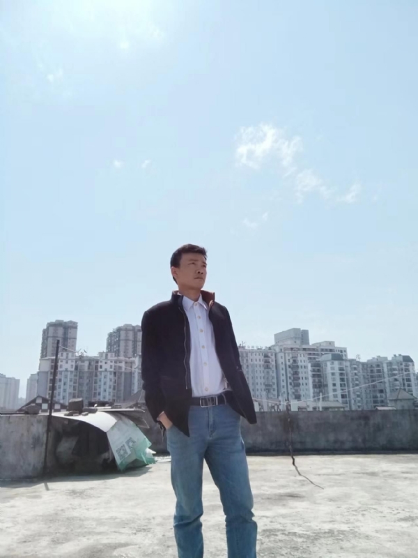 蓝色心情的第一张照片--全国闪婚服务中心