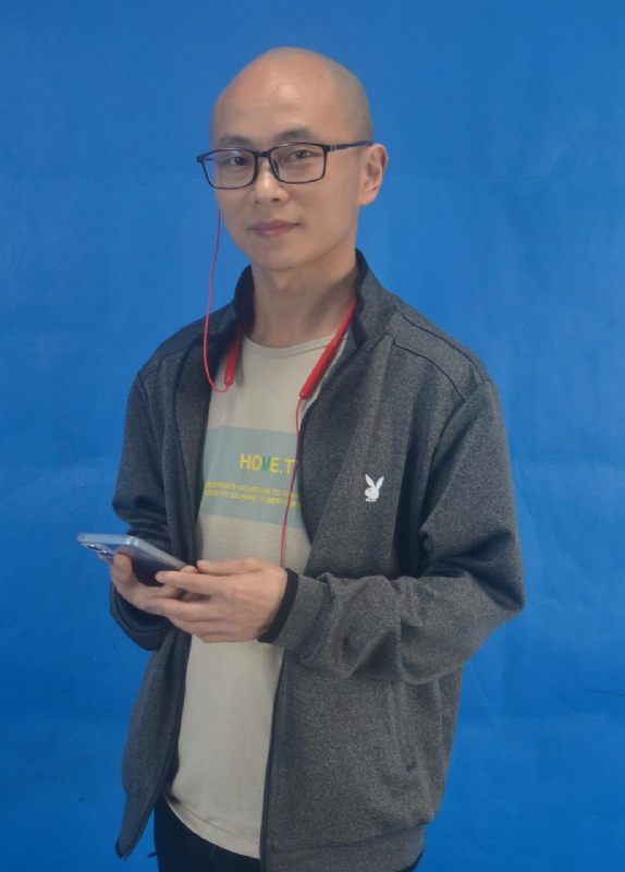 酉星的第一张照片--全国闪婚服务中心