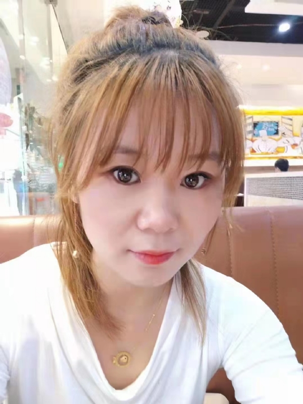 心碎小猪的第三张照片--全国闪婚服务中心