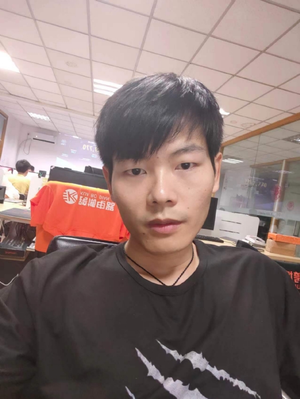 零度的第一张照片--全国闪婚服务中心