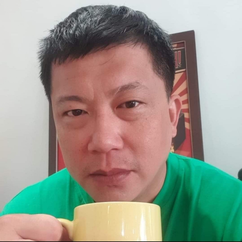雨果先生的第二张照片--全国闪婚服务中心