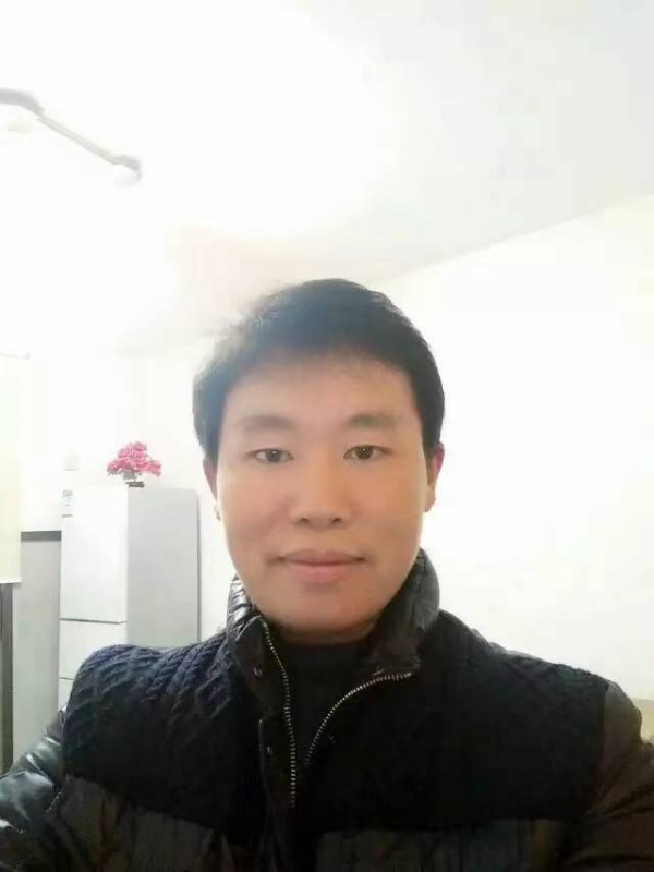 擎天柱的第二张照片--全国闪婚服务中心