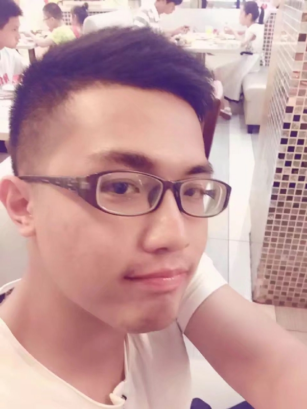 文哥的第一张照片--全国闪婚服务中心
