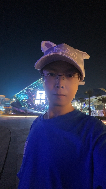富贵使我们相遇的第一张照片--全国闪婚服务中心