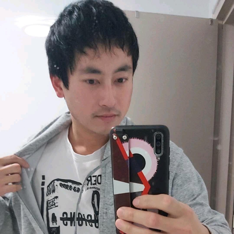 瓜的第一张照片--全国闪婚服务中心