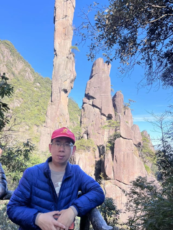 师傅被妖怪吃了的第二张照片--全国闪婚服务中心