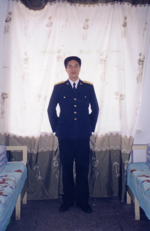 午夜阳光的第一张照片--全国闪婚服务中心