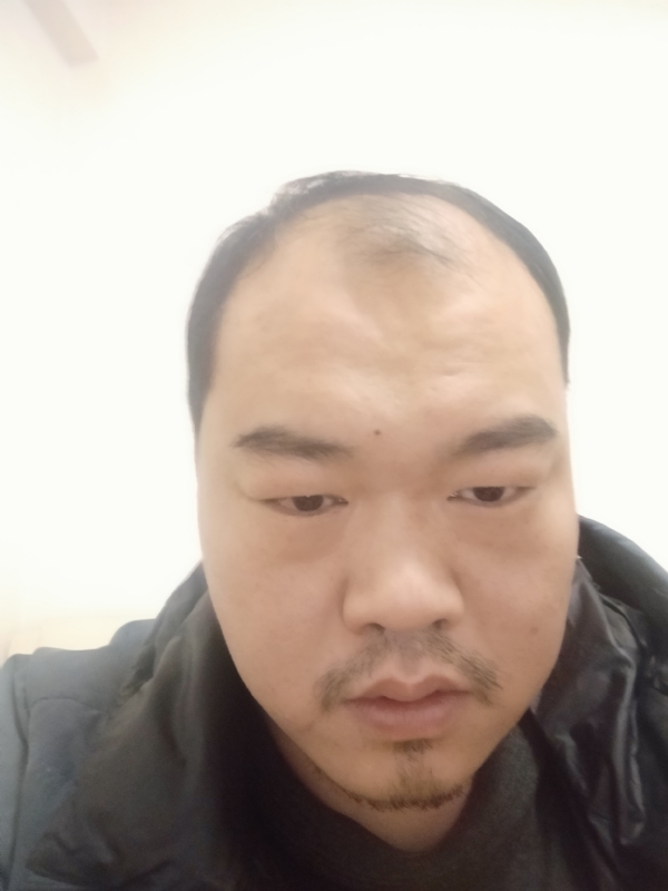 海阔天空的第一张照片--全国闪婚服务中心