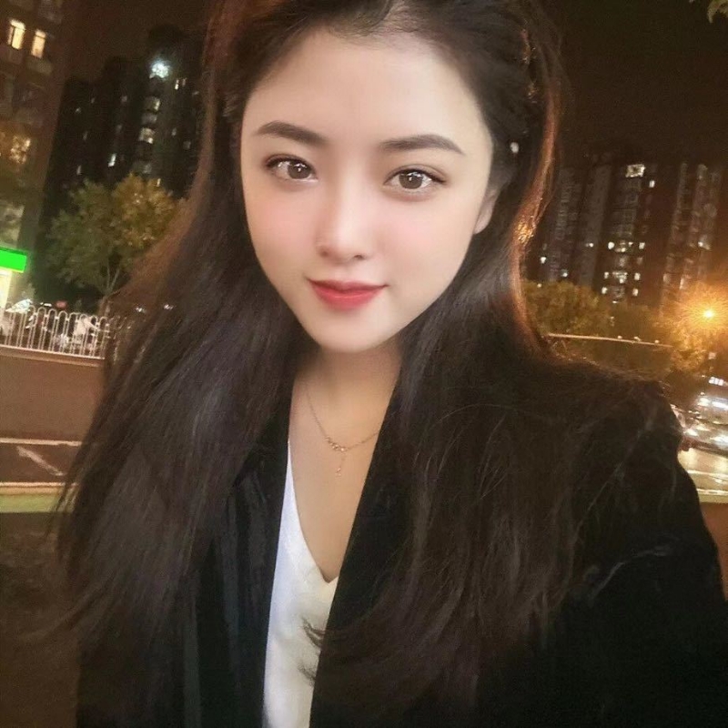 爱笑的微微的第一张照片--全国闪婚服务中心