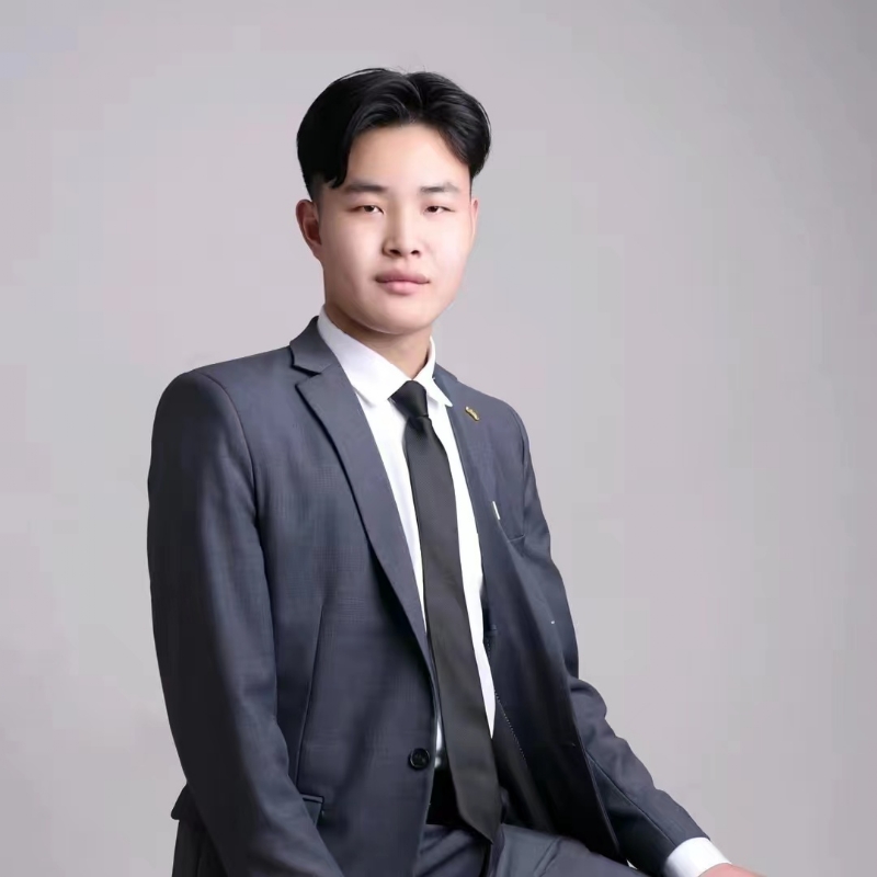 孤独的狼的第一张照片--全国闪婚服务中心