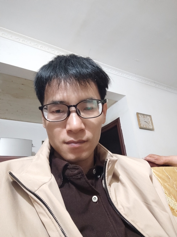 杨一凡的第一张照片--全国闪婚服务中心