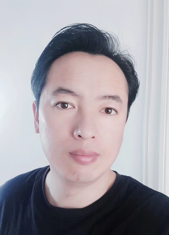 Kevin的第一张照片--全国闪婚服务中心