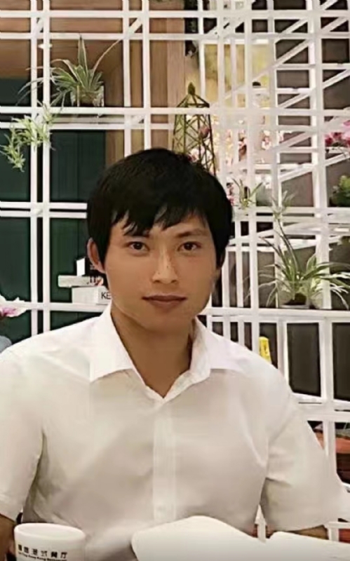 岁月的涟漪的第一张照片--全国闪婚服务中心