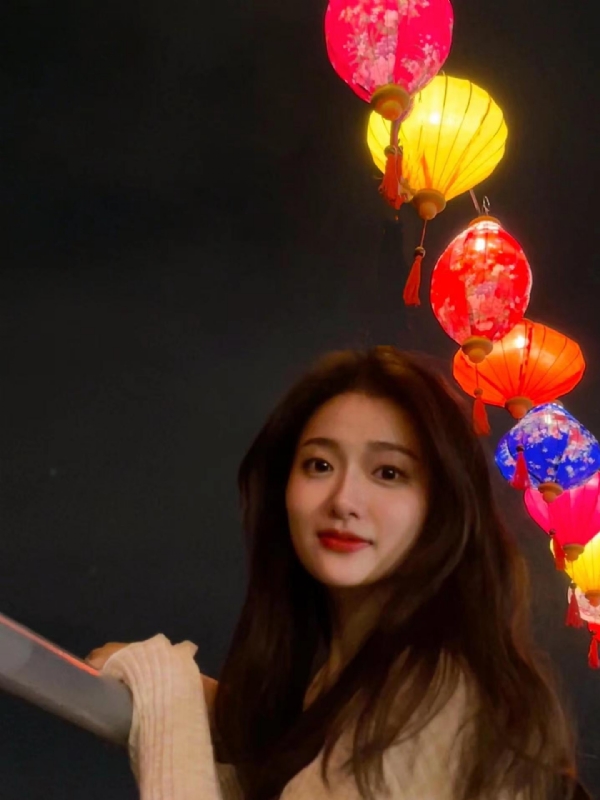 陈雯雯的第一张照片--全国闪婚服务中心