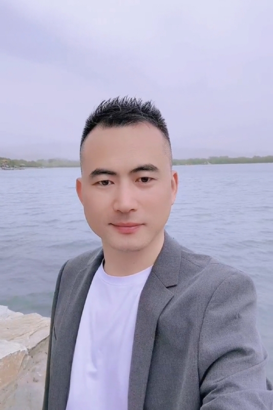 一往情深的第一张照片--全国闪婚服务中心