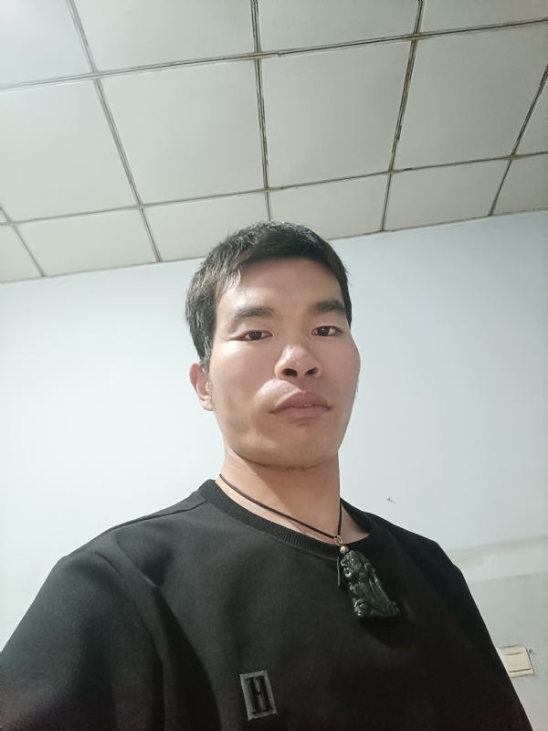 小松(11)的第二张照片--全国闪婚服务中心