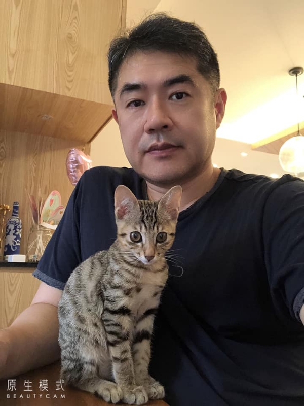 lucaswong的第一张照片--全国闪婚服务中心