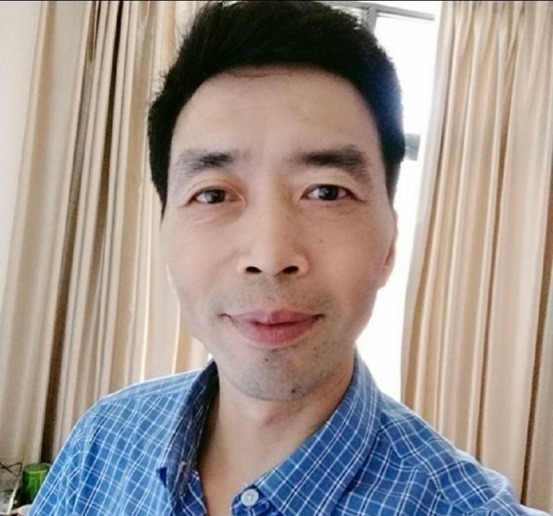 零距离的第二张照片--全国闪婚服务中心