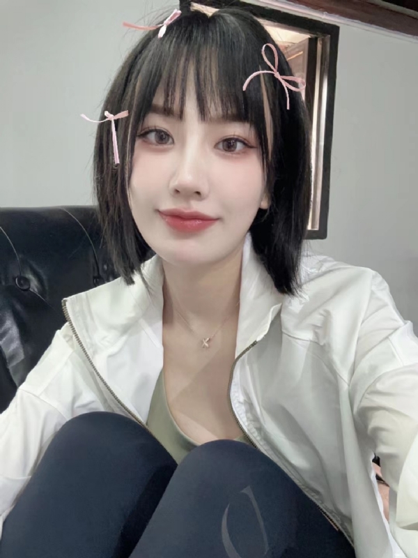 Alma的第一张照片--全国闪婚服务中心