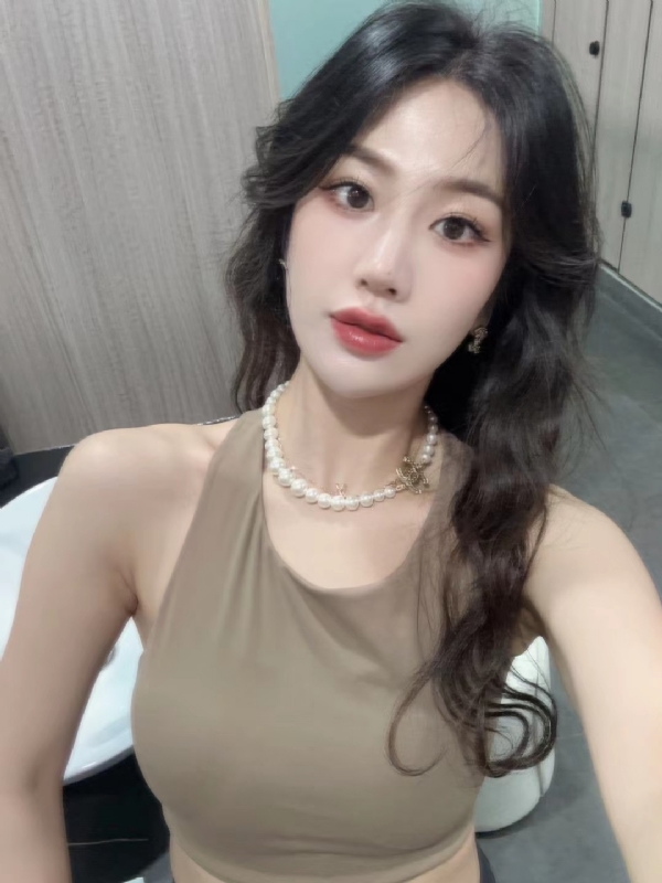 Alma的第二张照片--全国闪婚服务中心