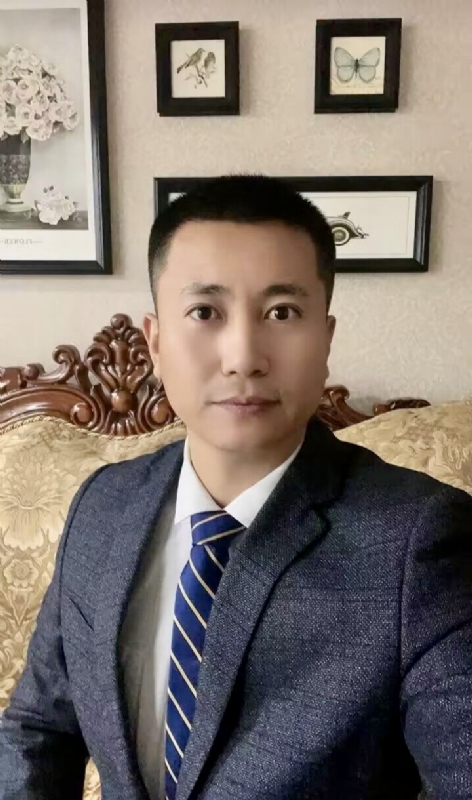 小张的第一张照片--全国闪婚服务中心