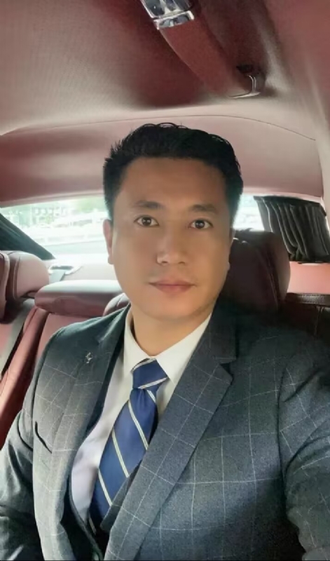 小张的第二张照片--全国闪婚服务中心