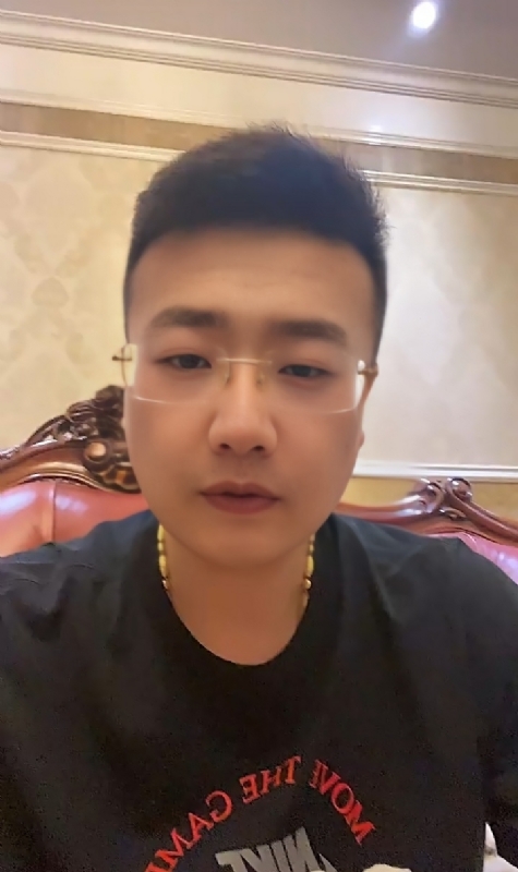 百川的第一张照片--全国闪婚服务中心