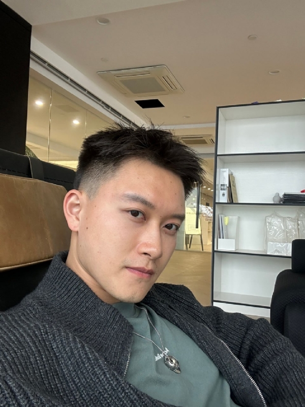 林先生的第一张照片--全国闪婚服务中心