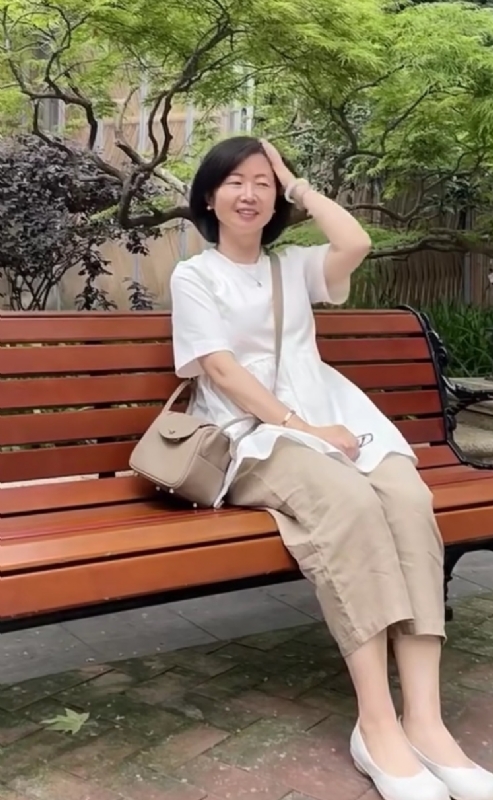 千年老母猪的第五张照片--全国闪婚服务中心