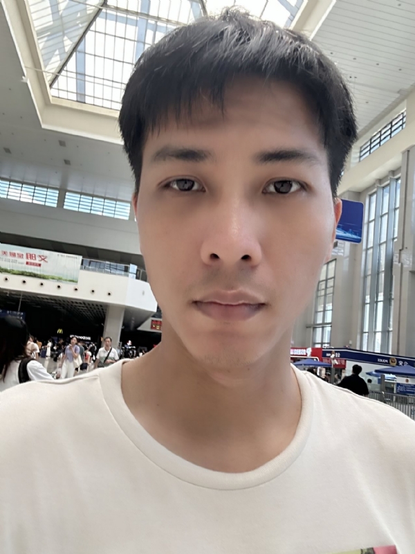 木木的第二张照片--全国闪婚服务中心