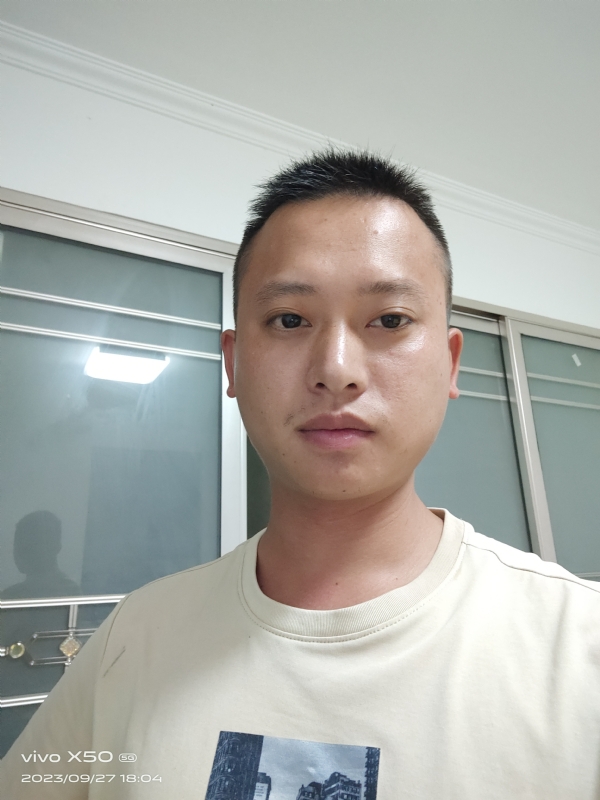 小yan同学的第一张照片--全国闪婚服务中心